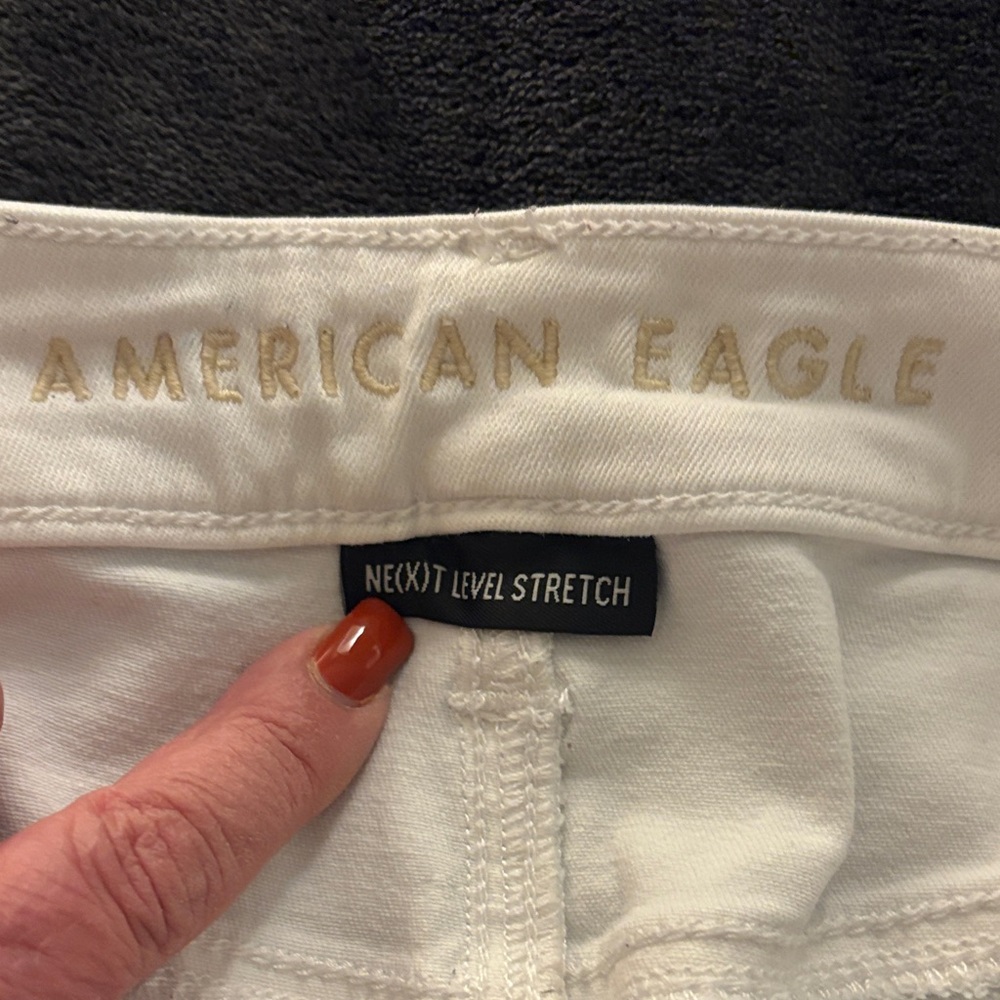 American Eagle Outfitters White Distressed Skinny Jeans SZ 8 - Picture 5 of 11